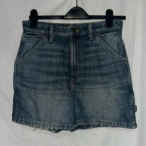 Lee vintage modern high rise dungaree denim shorts size 28